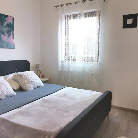 Renato Apartment Basanija Exterior photo